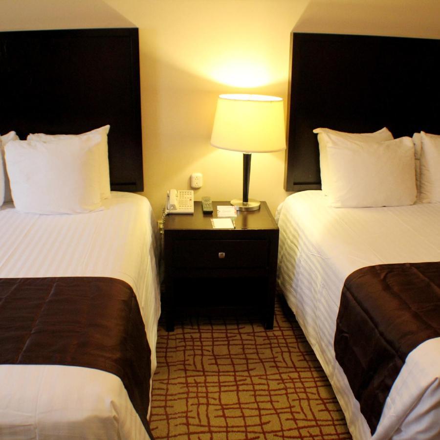 Wyndham Garden Torreon Tecnologico Hotel Exterior foto