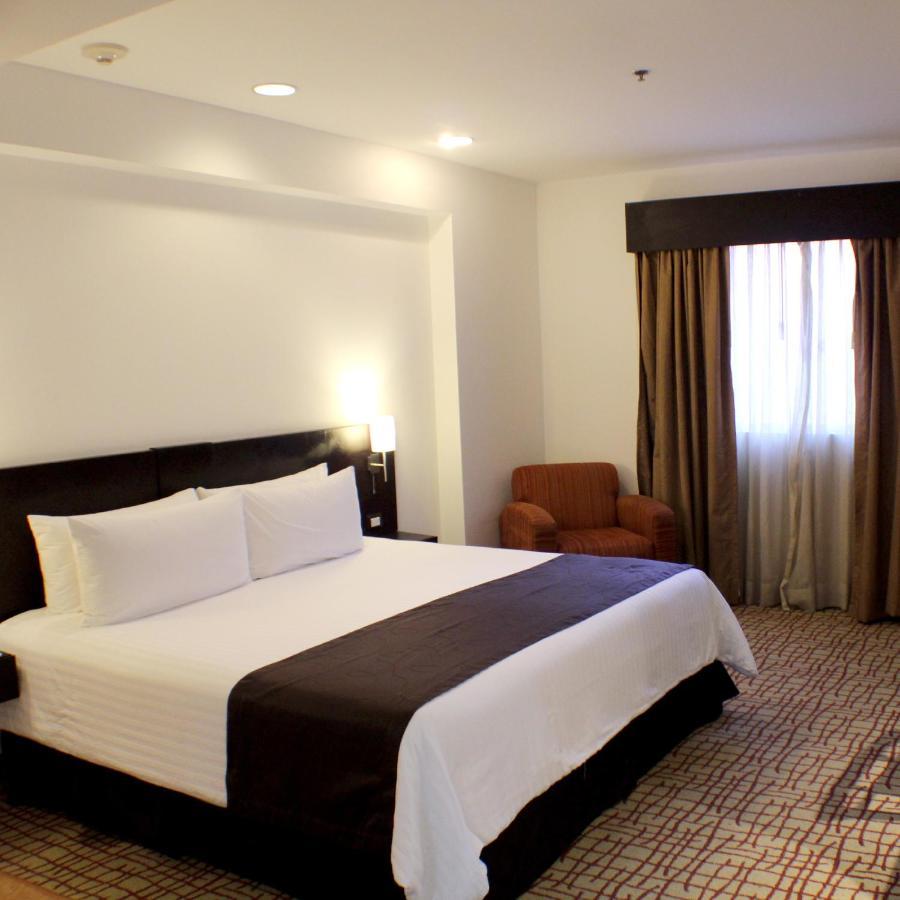 Wyndham Garden Torreon Tecnologico Hotel Exterior foto