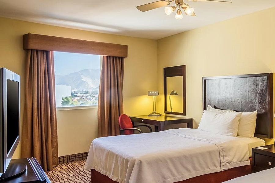 Wyndham Garden Torreon Tecnologico Hotel Exterior foto