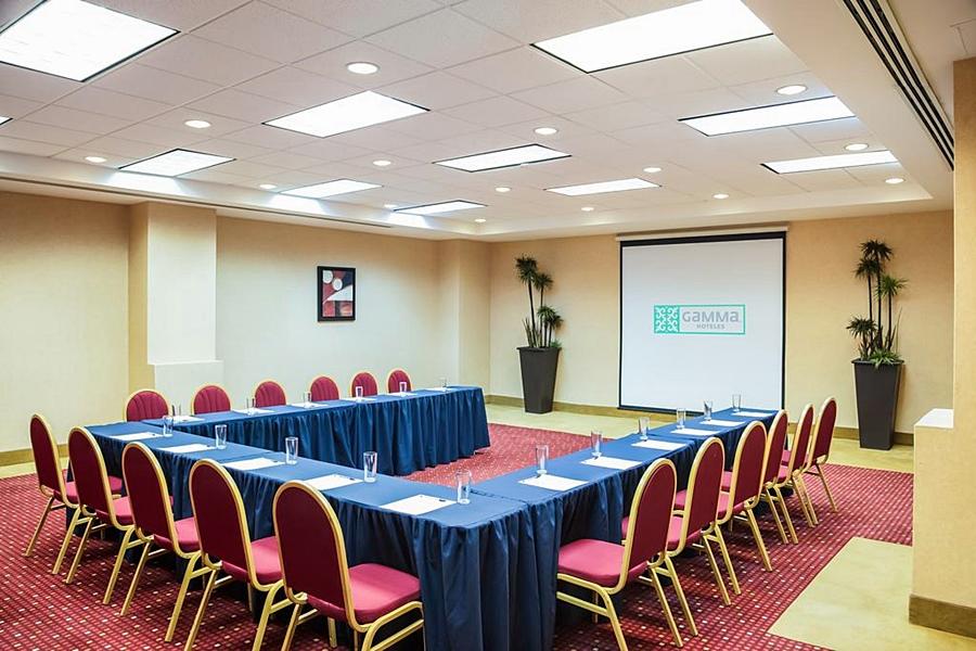 Wyndham Garden Torreon Tecnologico Hotel Exterior foto