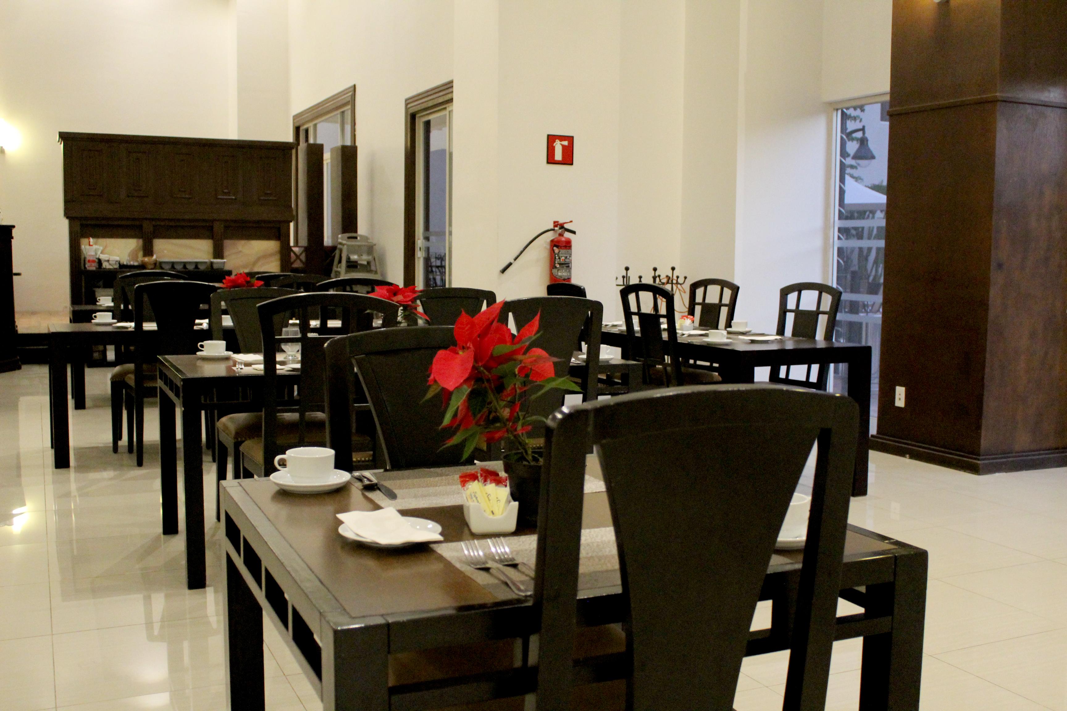 Wyndham Garden Torreon Tecnologico Hotel Exterior foto