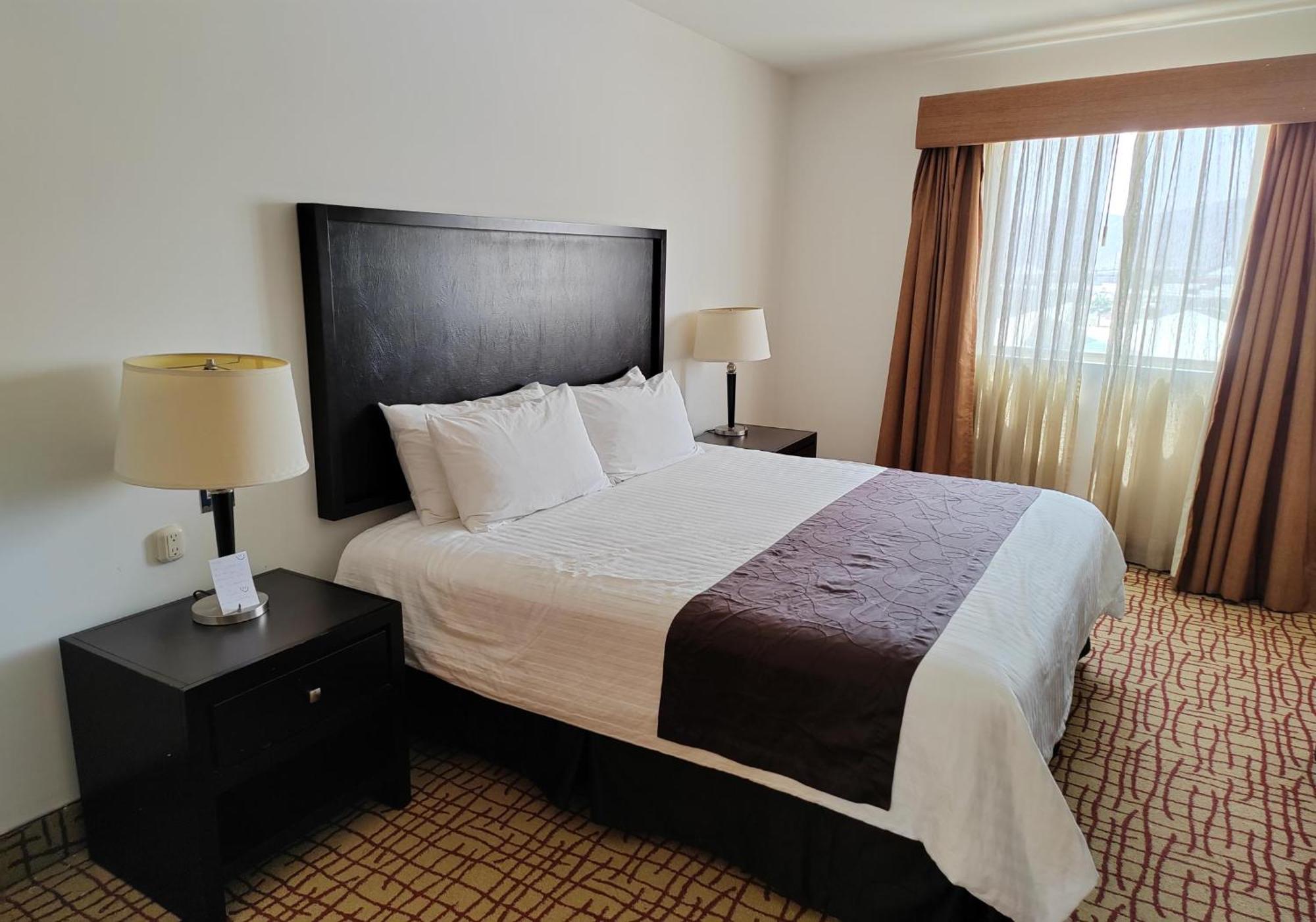Wyndham Garden Torreon Tecnologico Hotel Exterior foto