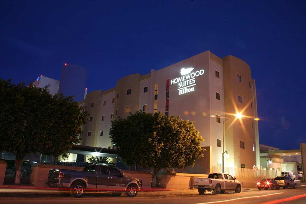 Wyndham Garden Torreon Tecnologico Hotel Exterior foto