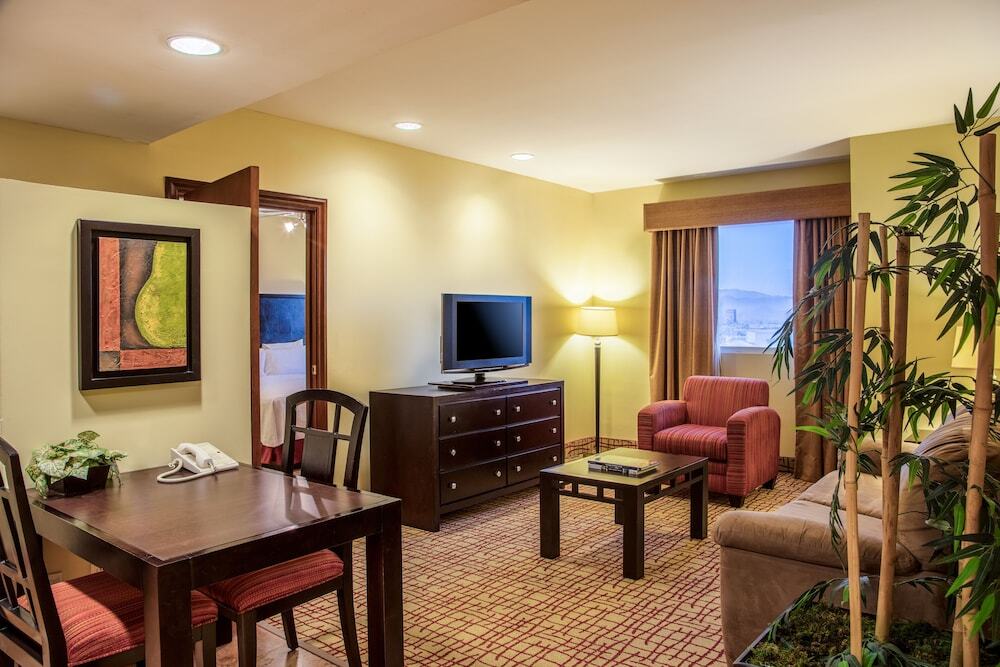 Wyndham Garden Torreon Tecnologico Hotel Exterior foto